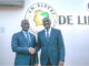 788 32 Le ministre du Commerce exterieur Jean Lucien Bissau serrant la main a son homologue Souleymane Diarrassouba a Abidjan