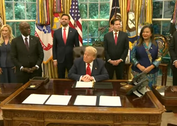 Trump1