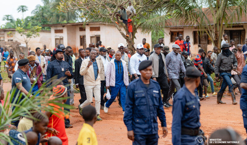 Energie et relance économique : le VPM Mukoko Samba en immersion dans le Sud-Ubangi 14 Muk4