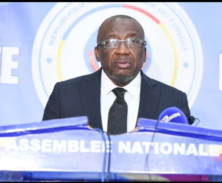 Jacques Djoli tord le cou aux rumeurs : «Le Bureau de l’Assemblée nationale n’interfère dans le choix du président de l’Assemblée nationale» 9 Rapporteur Jacques Djoli
