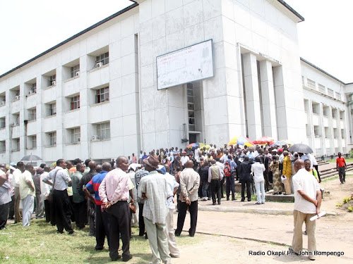 Un test de crédibilité 42 ECO 1153 20