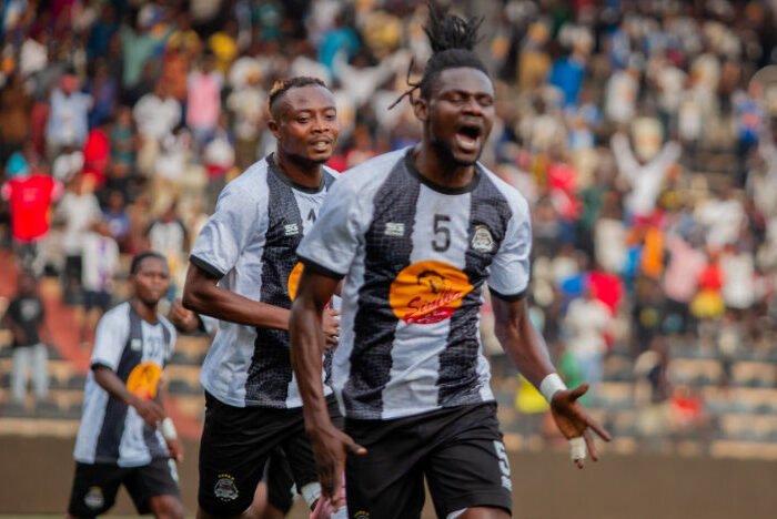 Linafoot Ligue 1 : le TP Mazembe surclasse l’AS Simba et conforte son fauteuil de leader 36 ECO 1155 111