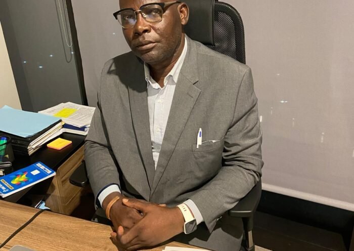 L’économie de la médiocrité en République Démocratique du Congo (1965–2025) : trappes institutionnelles, incitations perverses et équilibre de sous-performance (Par Franklin Mpoto Iyango) 58 Kiri