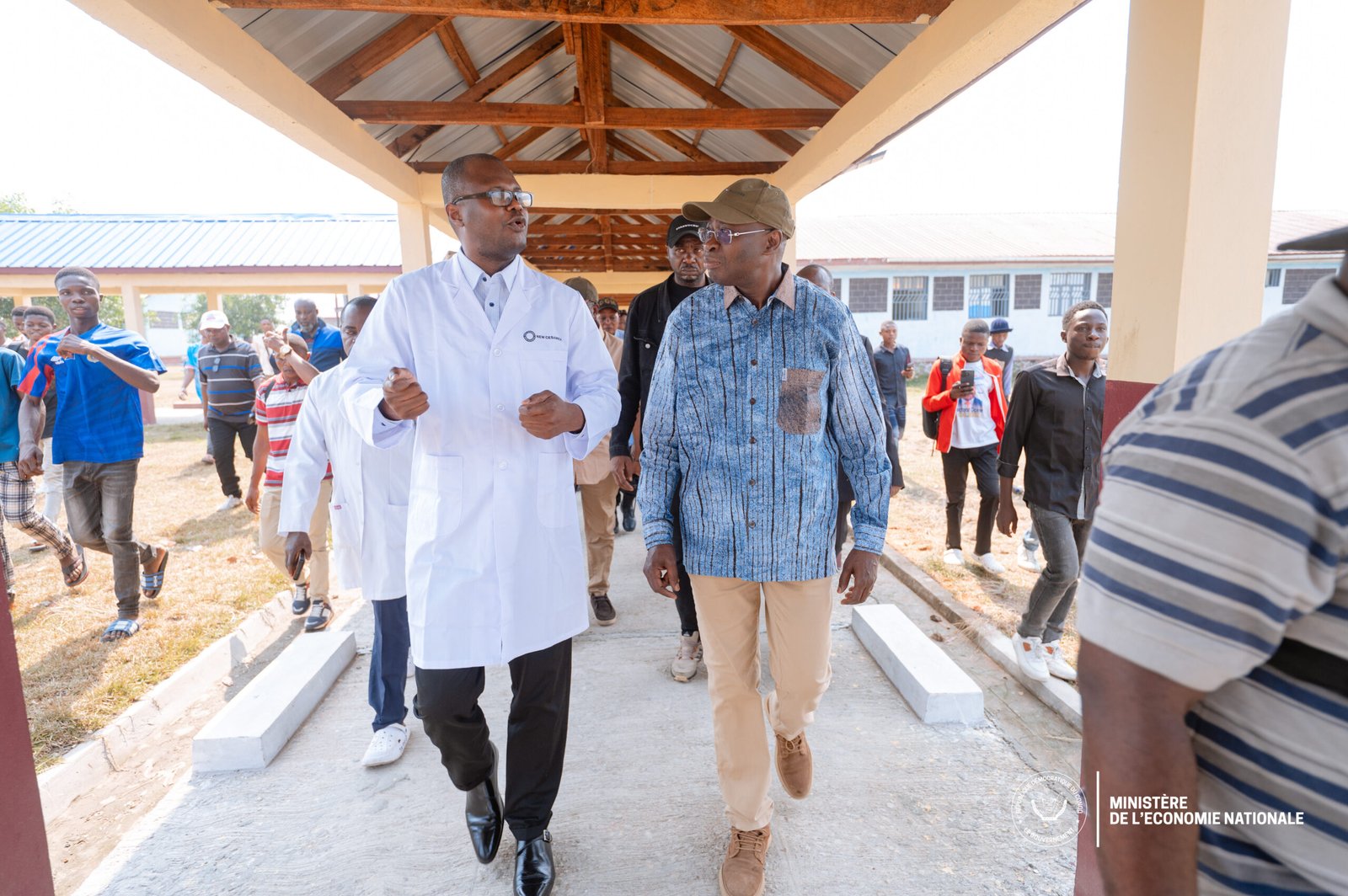 Sankuru : Daniel Mukoko Samba met les mains dans les urgences de Tshumbe 13 Muk1 3 scaled