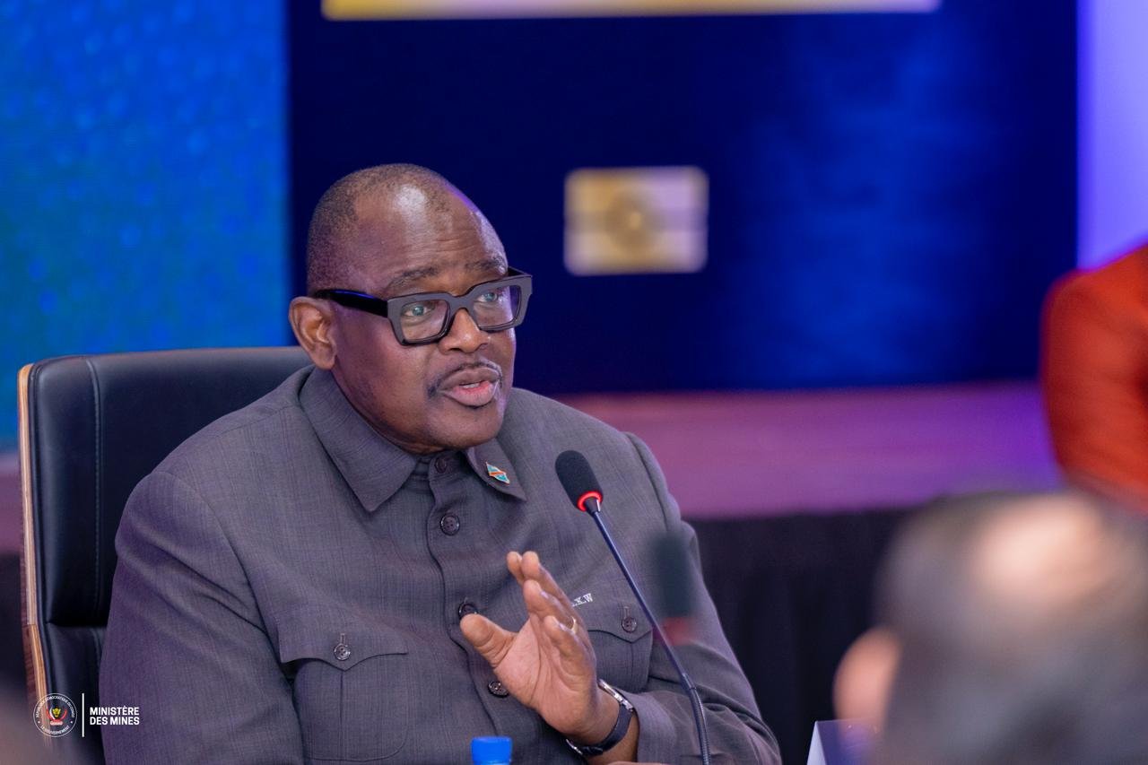 À un mois de l’an 1 de Suminwa II. Watum, Kayikwamba, Muyaya, Mukoko, Ngefa et Banza : ces six Ministres qui ont convaincu 26 watum